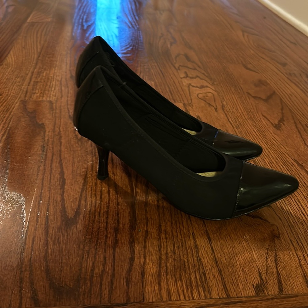 Impo Classic Black Pointed Heels